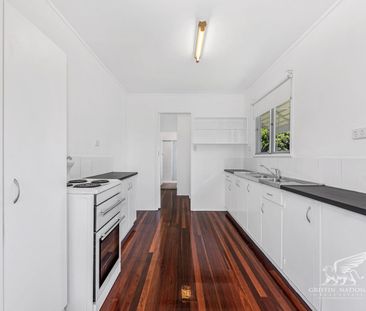 4 Evelyn St, Kallangur, Qld 4503 - Photo 5