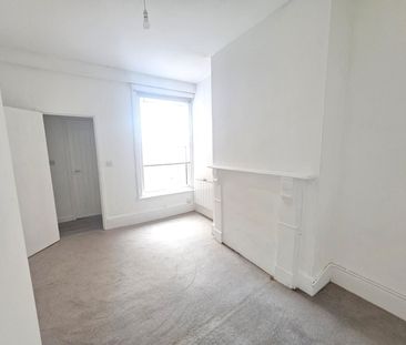 Silverdale Road, Southampton - Photo 1