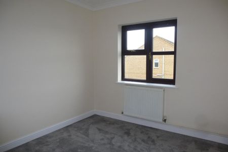 High Street - Photo 5