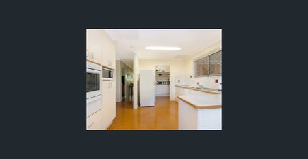 3-Bedroom Family Home for Rent – Comfortable, Spacious & Convenient! - Photo 4