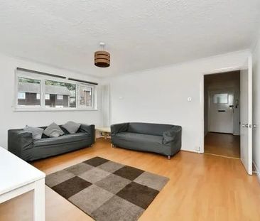 3 Bed Flat, Dartmouth Crescent, BN2 - Photo 2