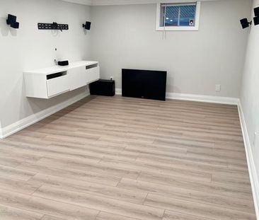 For Lease - 1376 Northaven Drive, Mississauga, Ontario - Photo 4
