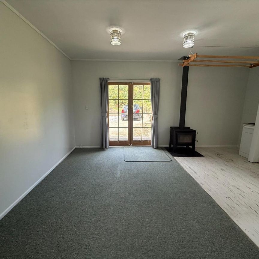 One bedroom rural oasis - Photo 1