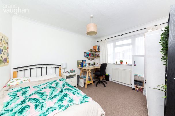 5 bedroom semi-detached house to rent - Photo 1