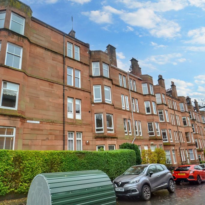 2 bed flat to rent in Shawlands, Glasgow, G41 - Photo 1