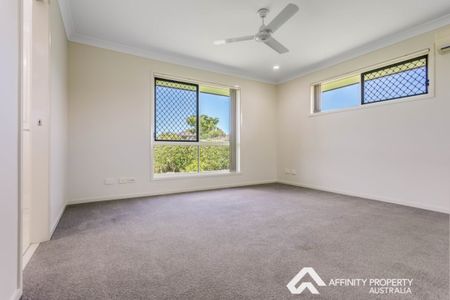 35 Sears Parade - Photo 2