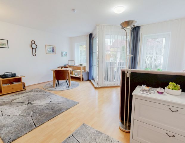 Attraktive Terrassenwohnung im Erdgeschoss mit Einbauküche in Graben - Photo 1