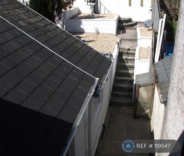 4 bedroom terraced house to rent - Photo 1