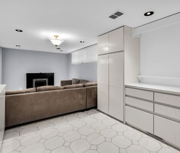 For Lease - 46 Basildon Crescent, Toronto, Ontario - Photo 3