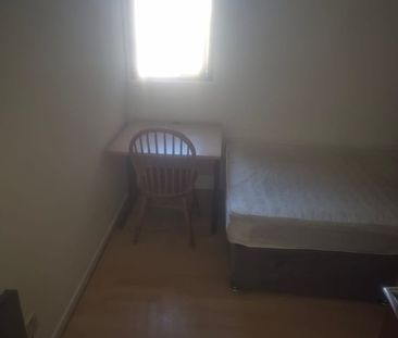 1 Bed Flat, George Street, AB25 - Photo 2