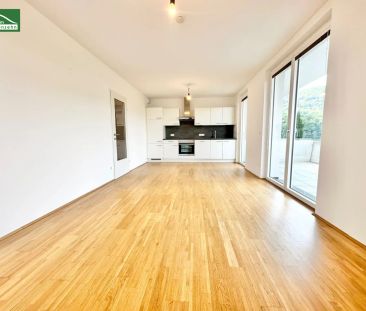 Wohnen in Grünlage - Gut geschnittene 2-Zimmer-Wohnung mit weitläuf... - Photo 2
