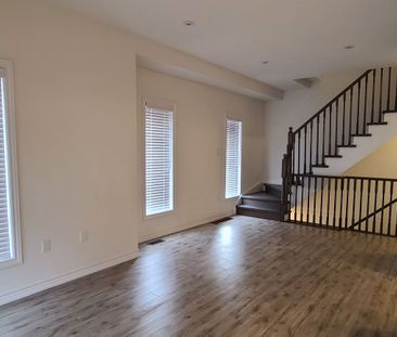 For Lease - 383 Dundas Street Unit# 43, Hamilton, Ontario - Photo 2