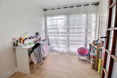 Location appartement 5 pièces, 104.60m², Élancourt - Photo 4
