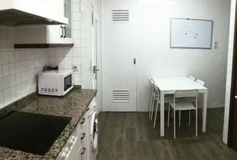 Calle Doctor Moliner, Valencia, Valencian Community 46010