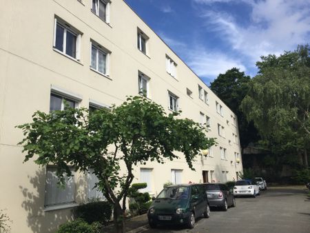 Location Appartement 1 pièce 34m² - Photo 2