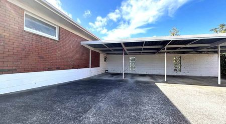 Adorable 2 bedroom home in Mt Wellington - Photo 5