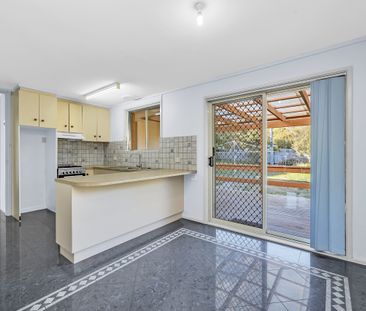 37 Yiman Street, Waramanga Australia - Photo 5