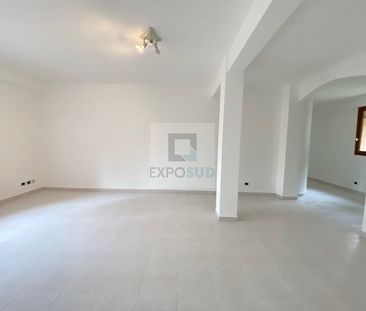 Location Appartement VILLENEUVE-LOUBET - Photo 1