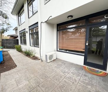 1/33 Gordon Street, Balwyn VIC 3103 - Photo 6
