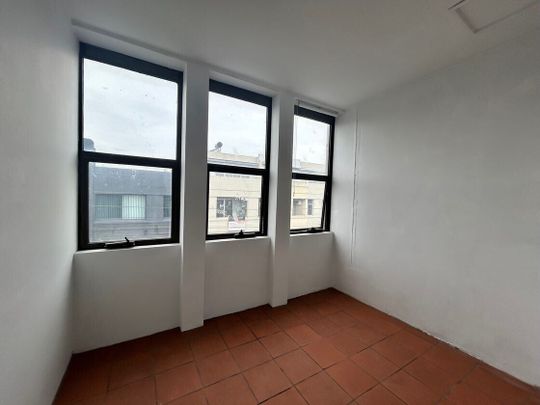 Brunswick East - Photo 1