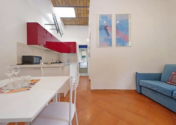 Vicolo del Cinque, Rome, Lazio 00153