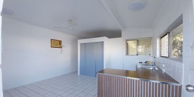 Stylish, Low-Maintenance Living in the Heart of Pimlico - Photo 1