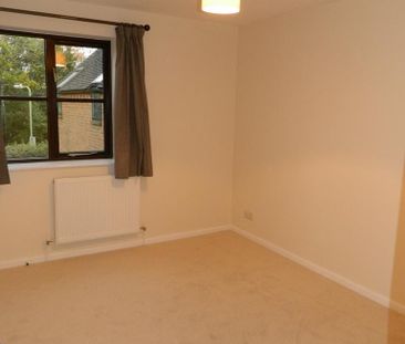 2 bedroom semi-detached house to rent - Photo 6