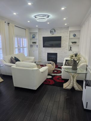 For Lease - 228 Greti Drive, Hamilton, Ontario - Photo 1