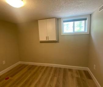 One bedroom basement for rent - Photo 3