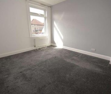 Somerton Avenue, Lowestoft, NR32 - Photo 2