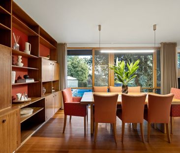 Elegant Family Living with Pool in Prime Kennington Location - Photo 1