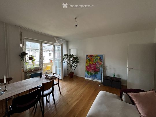 Grosszügige 3.5-Zimmer-Wohnung an zentraler Lage in Luzern - Foto 1