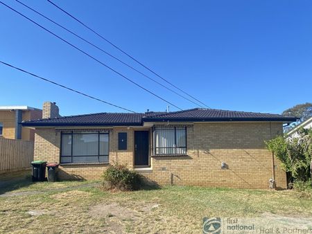 4 Edna Avenue, Dandenong North - Photo 3