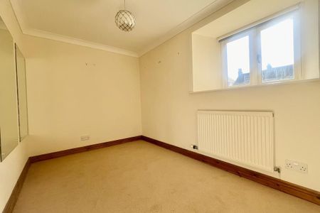 Kingsbridge, Devon, TQ7 - Photo 3