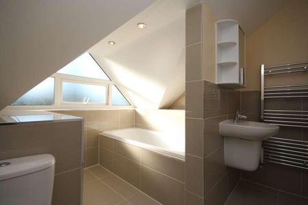 Hardwick Close Maidenhead Berkshire, SL6 - Photo 4