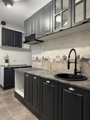 Apartament lux 3 camere,2 băi zona Spitalul Județean - Photo 4