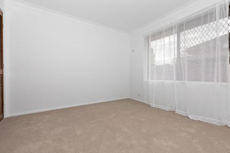 Neat Villa close to Warners Bay Village & foreshore - Photo 3