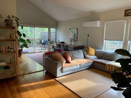 Great Family Home - Photo 2