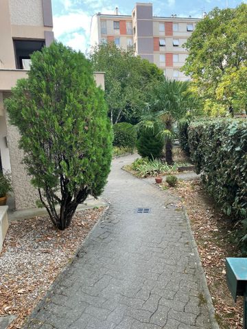 Location Appartement 3 pièces 59m² - Photo 4