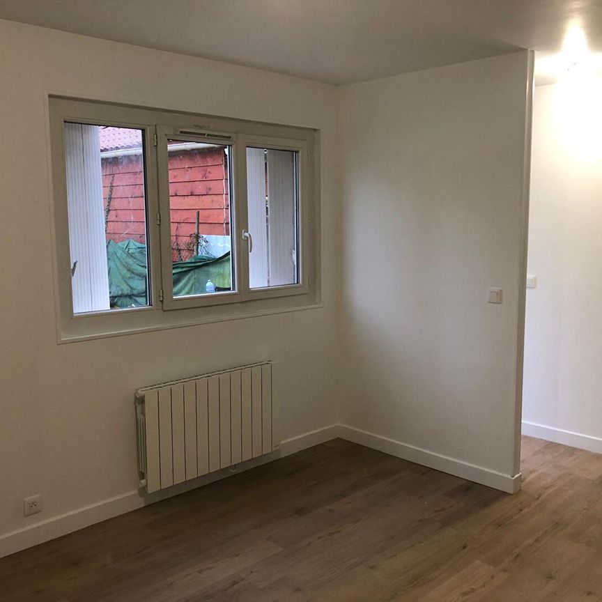 Location Appartement 1 pièce 29m² - Photo 1