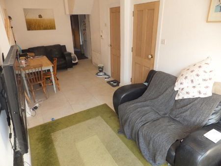 35 Donnybrook Street, Lisburn Road, Belfast, BT9 7DB - Photo 3