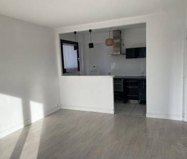 Location Appartement 2 pièces 43m² NOGENT SUR MARNE 94130 - Photo 2