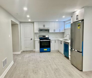 For Lease - 228 Silverbirch Drive Unit# Lower, Newmarket, Ontario - Photo 1