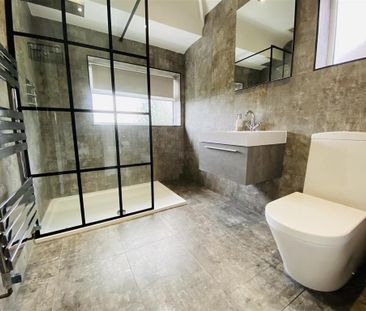 3 bedroom semi-detached house to rent - Photo 6