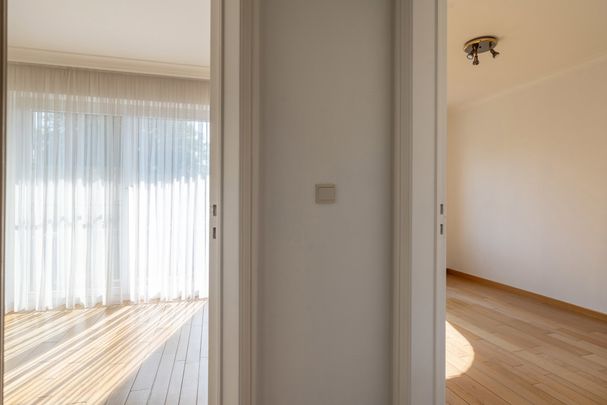 Gunstig gelegen 2 slpk appartement met garage te Turnhout - Photo 1