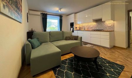 Prenájom 3-izbového bytu – Miletičova, Bratislava - Photo 2