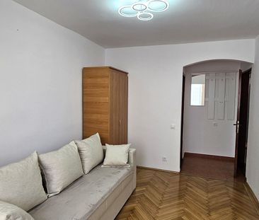 Inchiriez apartament de 3 camere,situat in Cartierul Vasile Aaron,et.1 - Photo 5