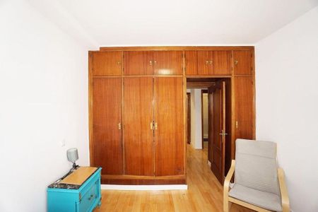 5 room luxury Flat for rent in Madrid, Autonomous Region of Madrid - Photo 2