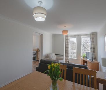 2 bedroom apartment to rent - Photo 3