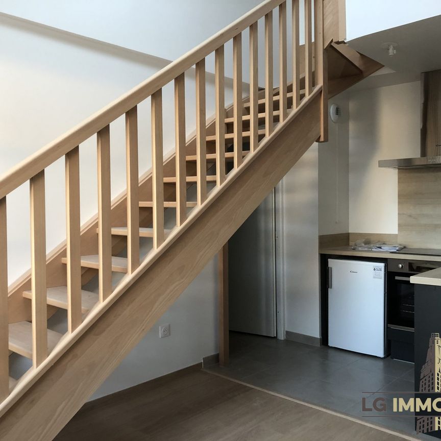 COMPIEGNE COMPIEGNE - TYPE 3 EN DUPLEX - Photo 1